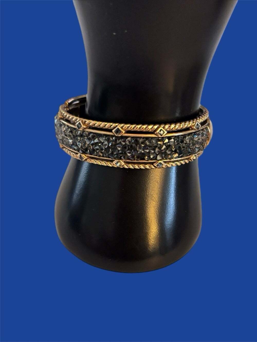 Brighton Retired Crystal Rocks Hinged Bangle Bracelet Gold Black Crystals.